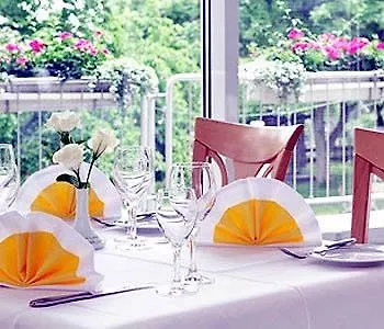 Alber Hotel 3*